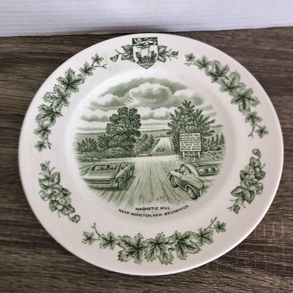 Vtg Wood and Sons Magnetic Hill Souvenir Plate